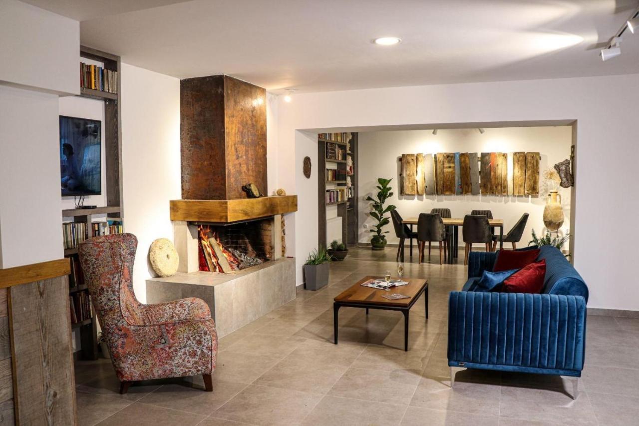 Legat Kuca Za Odmor Hotel Пале Екстериор снимка