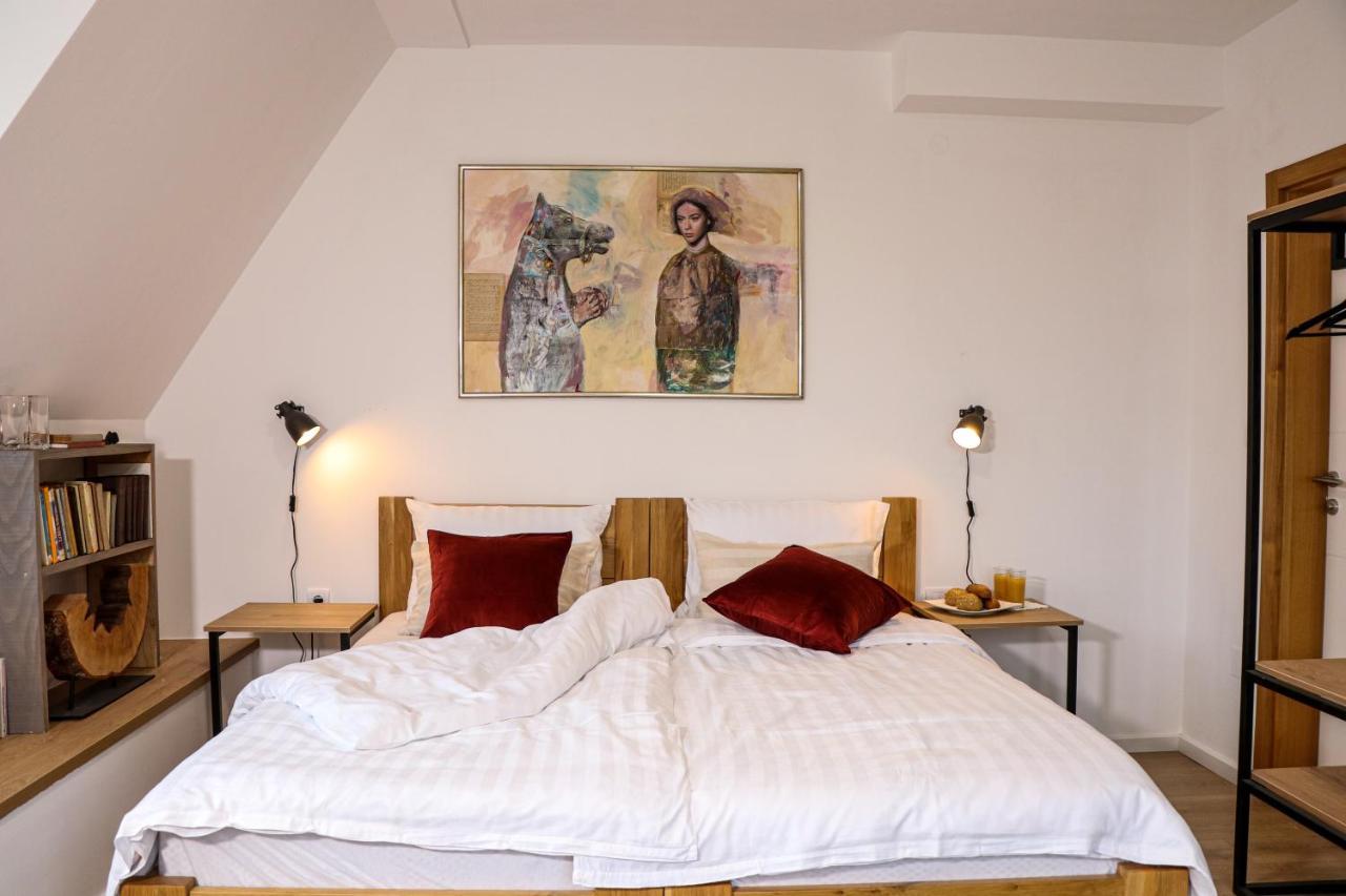Legat Kuca Za Odmor Hotel Пале Екстериор снимка